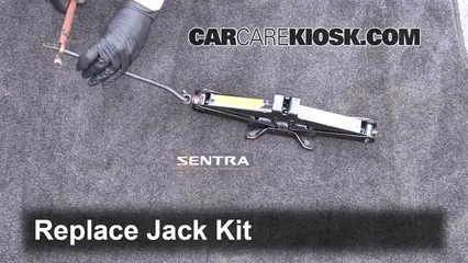 Fix a Flat Tire: Nissan Sentra (2000-2006) - 2002 Nissan Sentra GXE 1